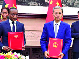 Assinado memorando de coopera&ccedil;&atilde;o entre parlamentos de Angola e da China  - DR