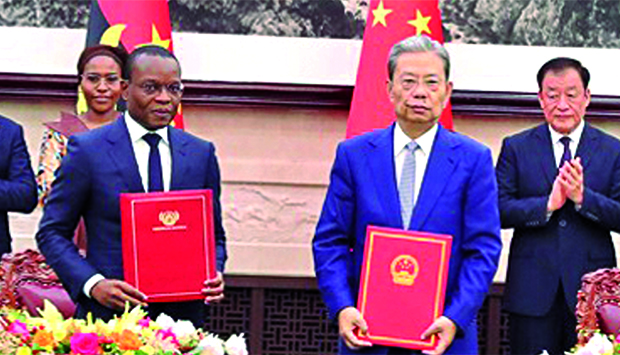 Assinado memorando de coopera&ccedil;&atilde;o entre parlamentos de Angola e da China 