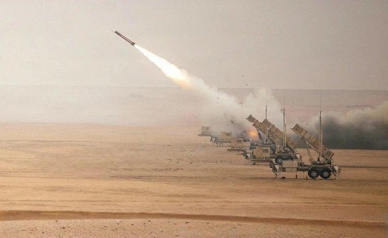 Houthis reivindicaram ataques contra alvos na capital da Ar&aacute;bia Saudita