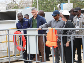 Ministro Jo&atilde;o Baptista Borges visita obras do Projecto Quilonga Grande - DR