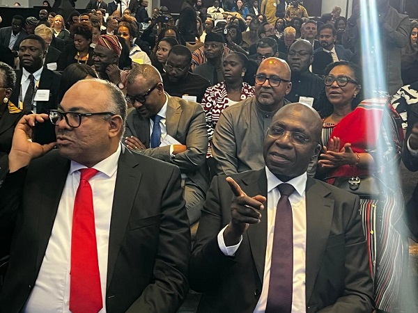 Ministro das Rela&ccedil;&otilde;es Exteriores, T&eacute;te Ant&oacute;nio, participou na reuni&atilde;o de Alto N&iacute;vel "Accra Reset-Di&aacute;logo de Reinicializa&ccedil;&atilde;o Global"