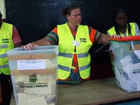 Eleitores s&atilde;o-tomenses escolhem novo Parlamento - DR
