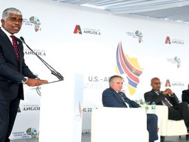 Ministro dos Transportes, Ricardo D'Abreu, discursa na abertura da Cimeira sobre Transporte e Log&iacute;stica 2026 - Edi&ccedil;&otilde;es Novembro