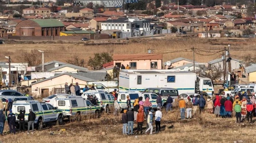 &Aacute;frica do Sul regista novo fim-de-semana de massacres com pelo menos 38 mortos