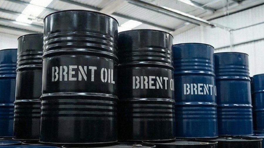 Pre&ccedil;os do petr&oacute;leo recuam com recupera&ccedil;&atilde;o das exporta&ccedil;&otilde;es no M&eacute;dio Oriente