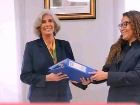 Paula Simons (&agrave; esq.) &eacute; a nova PCA da Rede Girassol  - DR
