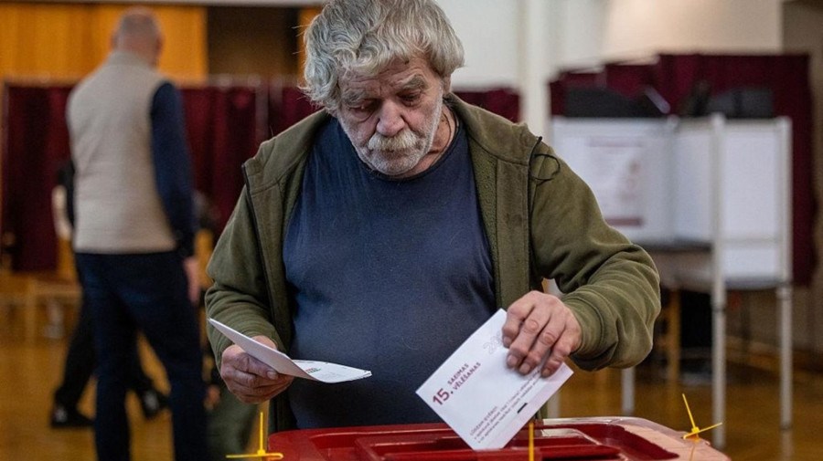 Let&oacute;nia realiza elei&ccedil;&otilde;es legislativas sob preocupa&ccedil;&atilde;o com a seguran&ccedil;a regional