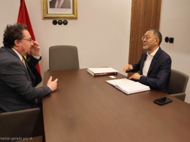 Encontro entre o ministro dos Recursos Minerais (&agrave; dir.)  e o embaixador da Turquia - Facebook| MIREMPET