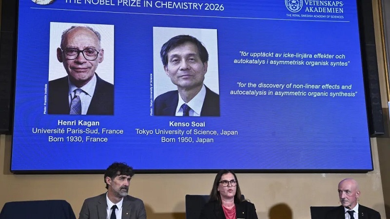 Pr&eacute;mio Nobel da Qu&iacute;mica atribu&iacute;do a Henri Kagan e Kenso Soai