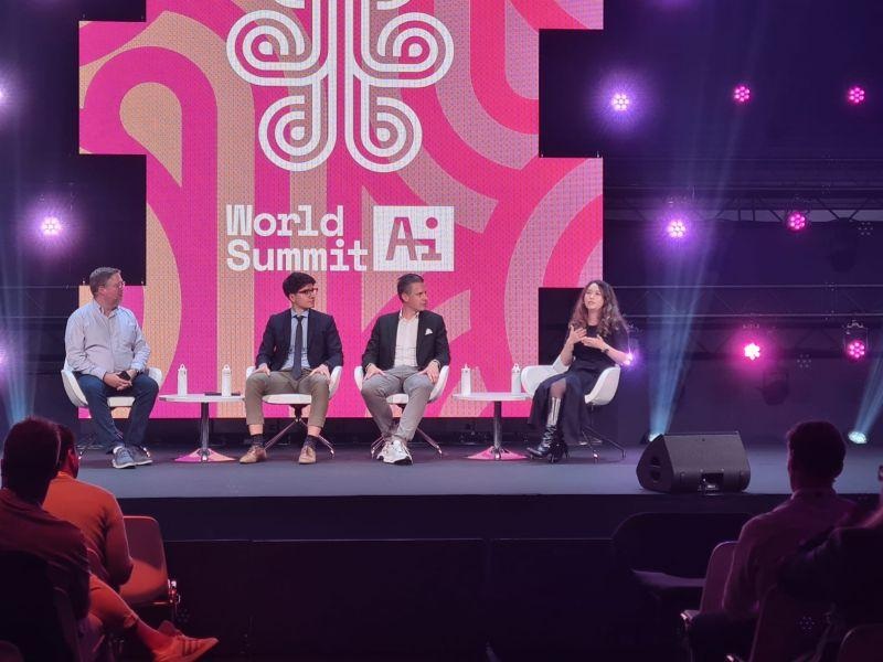 Cimeira Mundial de Intelig&ecirc;ncia Artificial encerra hoje em Amesterd&atilde;o