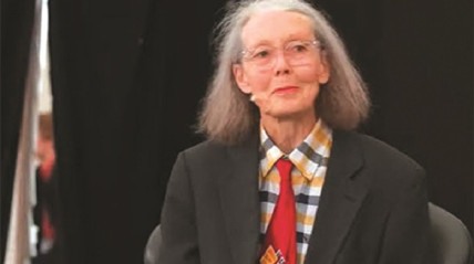 Poeta, ensa&iacute;sta e tradutora canadiana, Anne Carson, &eacute; a vencedora do Pr&eacute;mio Nobel de Literatura