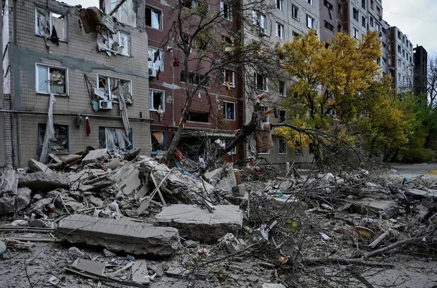 Ataques na regi&atilde;o ucraniana de Donetsk provocam dezenas de mortos