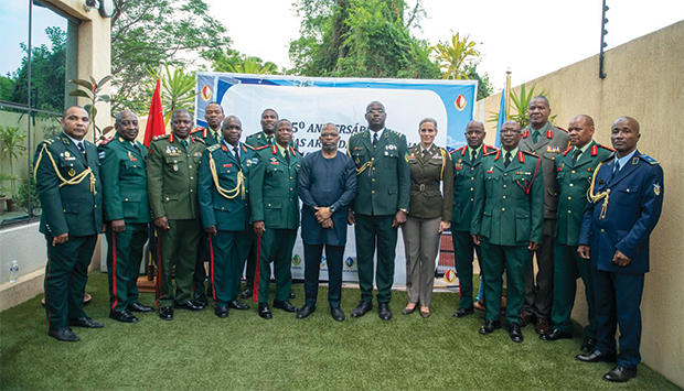 Refor&ccedil;o das rela&ccedil;&otilde;es no dom&iacute;nio da defesa entre Angola e o Botswana 