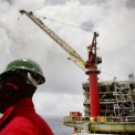 Ataque contra a Shell na Nig&eacute;ria amea&ccedil;a produ&ccedil;&atilde;o local de petr&oacute;leo 