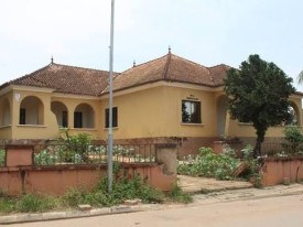 Museu Etnogr&aacute;fico do U&iacute;ge - DR
