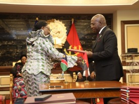 Angola e Nam&iacute;bia consolidam rela&ccedil;&otilde;es bilaterais de coopera&ccedil;&atilde;o, com Comiss&atilde;o Bi-Nacional - Edi&ccedil;&otilde;es Novembro