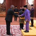 Embaixador de Angola Flor&ecirc;ncio de Almeida acreditado no Sultanato de Brunei