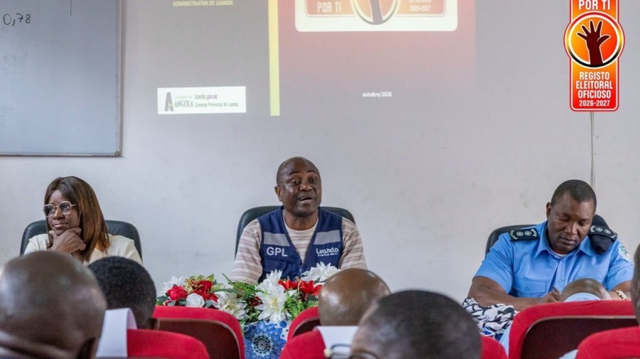 Reuni&atilde;o sobre a ades&atilde;o ao Registo Eleitoral Oficioso em Luanda