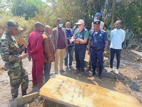 Autoridades angolanas e sul-africanas iniciaram, na prov&iacute;ncia do Bengo, a exuma&ccedil;&atilde;o das ossadas de soldados sul-africanos falecidos em Angola