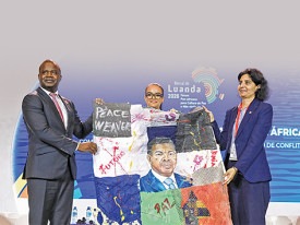 Bienal de Luanda recomenda apoio a startups - Edi&ccedil;&otilde;es Novembro 