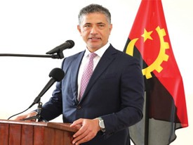 Ministro da Energia e &Aacute;guas, Jo&atilde;o Baptista Borges - Edi&ccedil;&otilde;es Novembro 