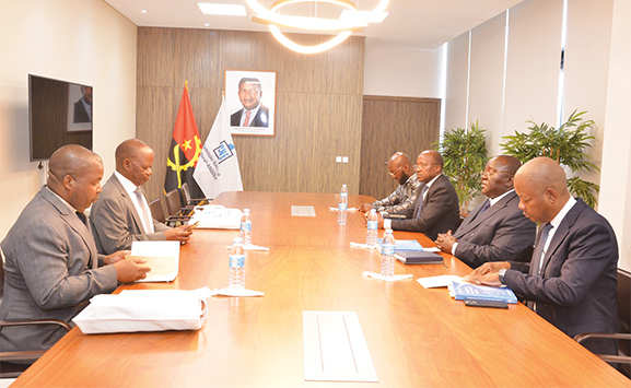 Angola e Mo&ccedil;ambique abordam actos eleitorais 