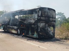 Inc&ecirc;ndio em autocarro na Estrada  Nacional 280 - DR