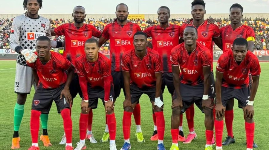 Equipa do 1&ordm; de Agosto